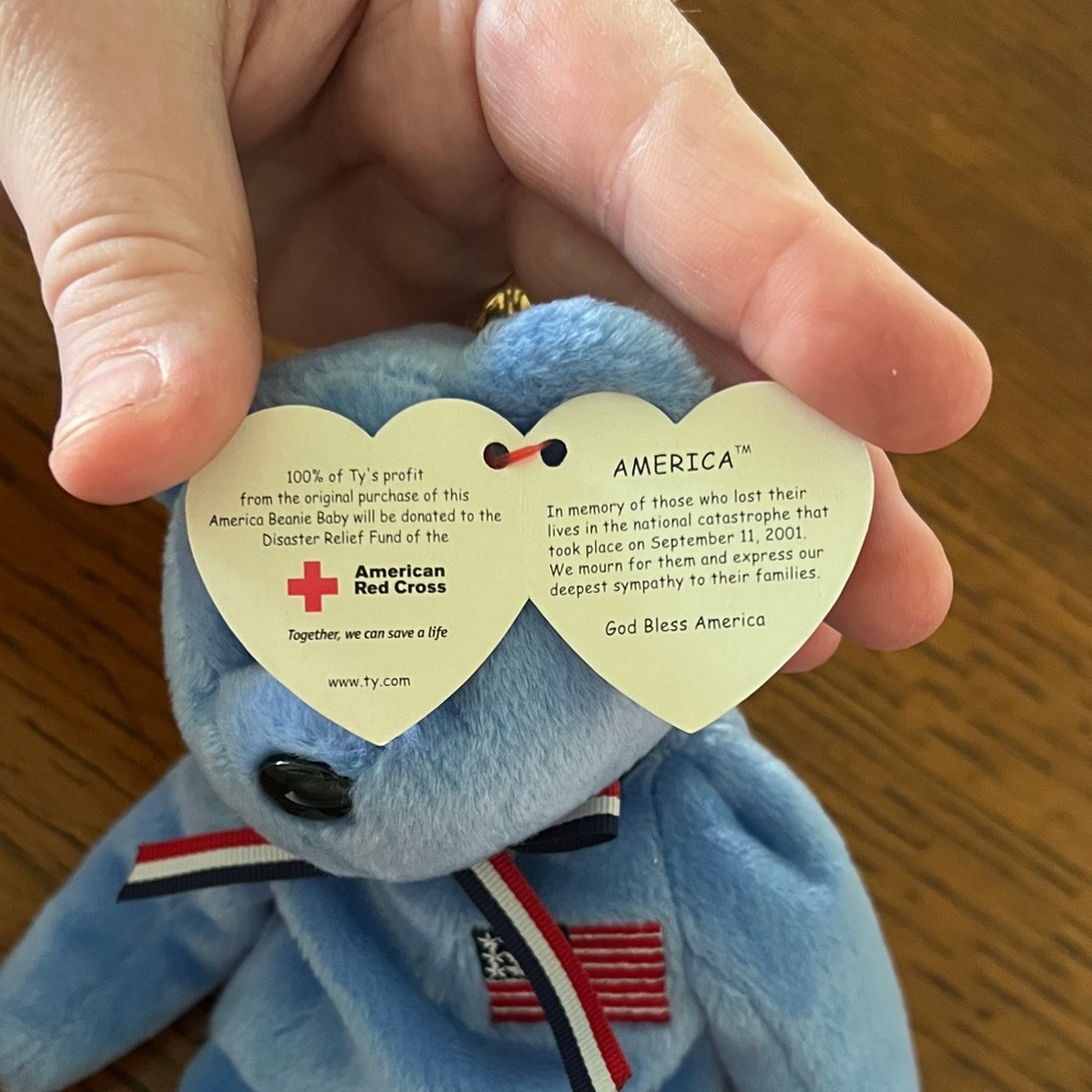 “America” Ty Beanie Baby with Embroidered Flag - Picture 3 of 4